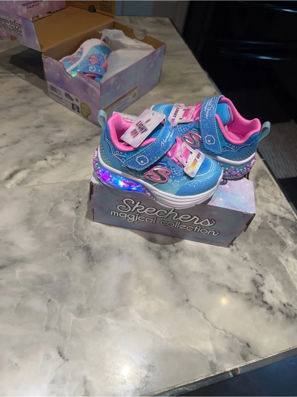 Skechers Mermaid Dreams Kids Light-Up Sneakers - Blue & Pink